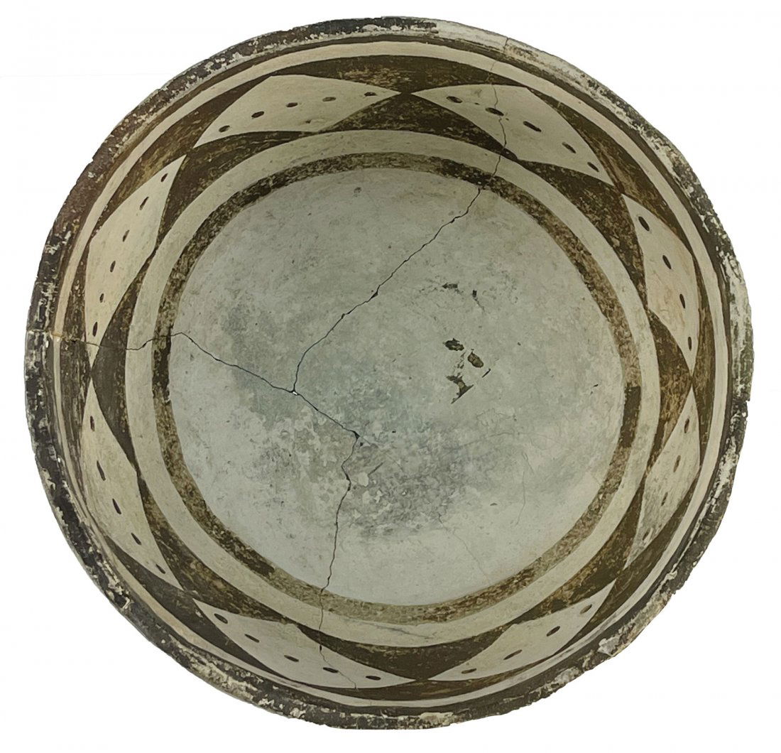 5 9/16" D. Mimbres Bowl. AZ/NM. Nice. 900-1100 AD. (1 of 5)