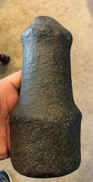 7 3/4" Nipple Top Northwest Coast Pestle/Maul. WA. Good: 7 3/4" Nipple Top Northwest Coast Pestle/Maul. Found near the Columbia River in WA. Dense black Hardstone. Good polish. A few scuffs from use wear, but in good condition. Free standing. Ex-Dr. John Mo