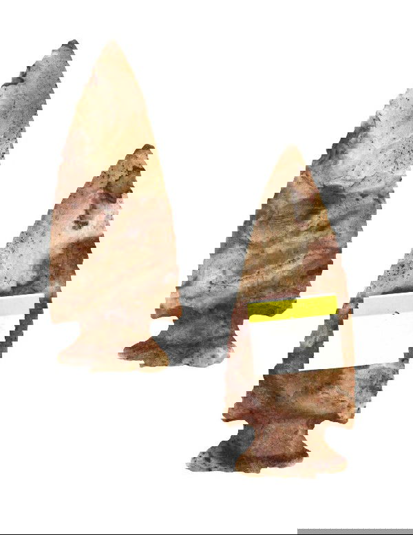 3 1/4" Hopewell. OH. Colorful. Partain Paper: 3 1/4" Hopewell. OH. Colorful Four Mile Chert. Ex-Raymond Blake. Partain Paper