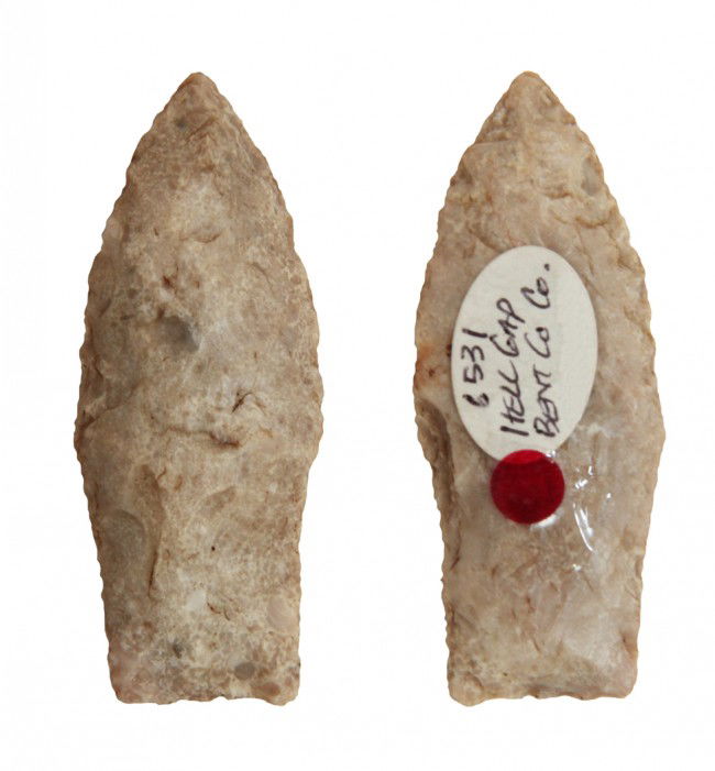 2 3/16" Hell Gap. Partain Paper. Bent Co, CO: 2 3/16" Hell Gap. Partain Paper. Bent Co, CO. Hard to find Paleo type. Will be pictured in the upcoming book, Partain Relics