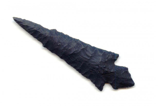 2 3/16" Hayes. Partain Paper. Riley Site in Pike: 2 3/16" Hayes. Partain Paper. Riley Site in Pike Co, AR. Dark brown/black Novaculite with Donaha tip (Turner variety). G10. Will be pictured in the upcoming book, Partain Relics