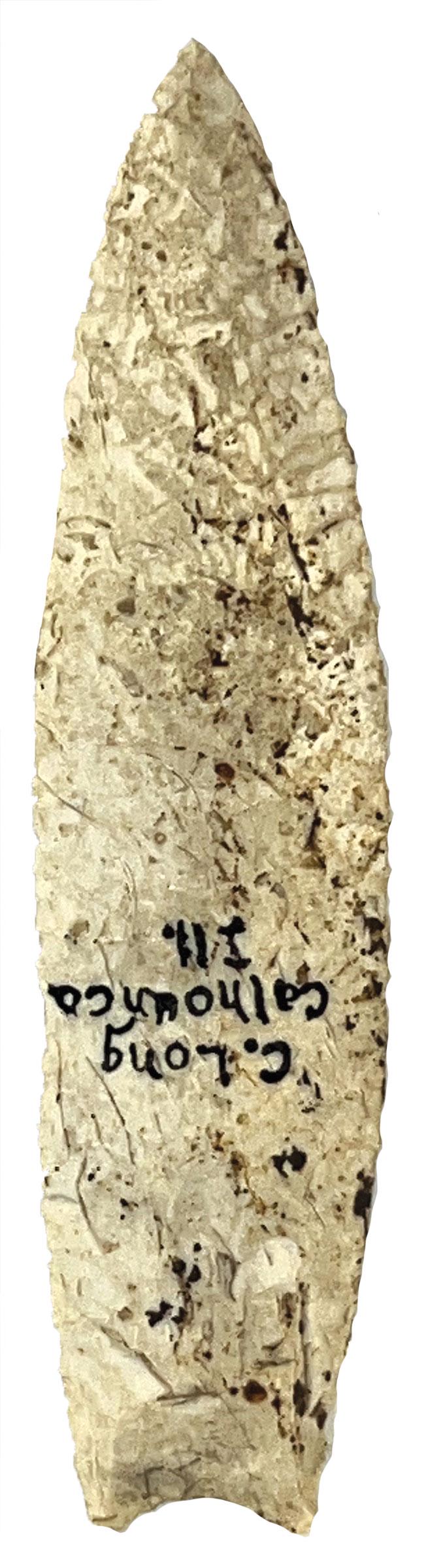 4 7/16" Agate Basin.  Calhoun Co, IL.  Well patinated Burlington. (1 of 2)