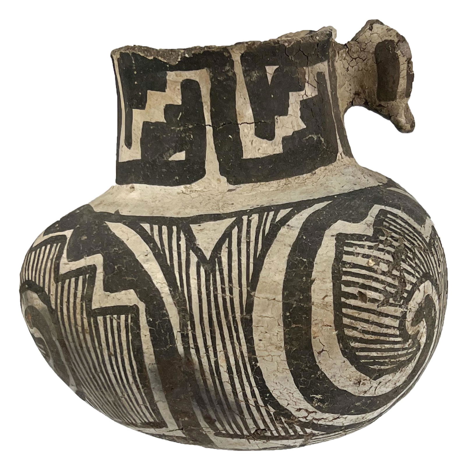 5" H.  Anasazi Dog Head Jar.  Classic shape.  Very well made. (1 of 9)