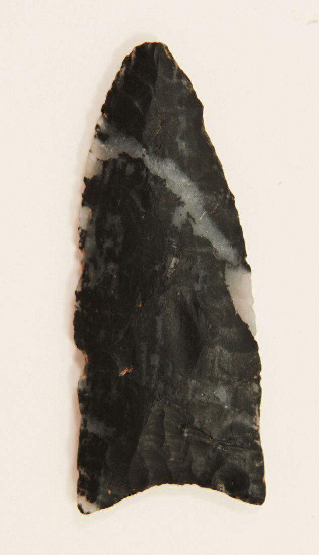 2 3/8" Clovis. OH. Ex-Perryman. Putty Paper: 2 3/8" Clovis. OH. Ex-Perryman. Black Mercer with white quartz inclusion. Putty Paper