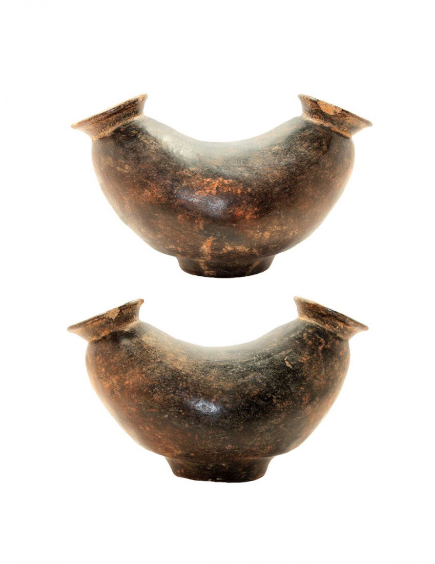 9" Double Spout Bottle. Peru. Partain Paper: 9" Double Spout Bottle. Peru. Solid -Great old example. Dates to ~200AD. Ex-Horsefly Bush. Partain Paper. Will be prominently pictured in "Partain Relics"