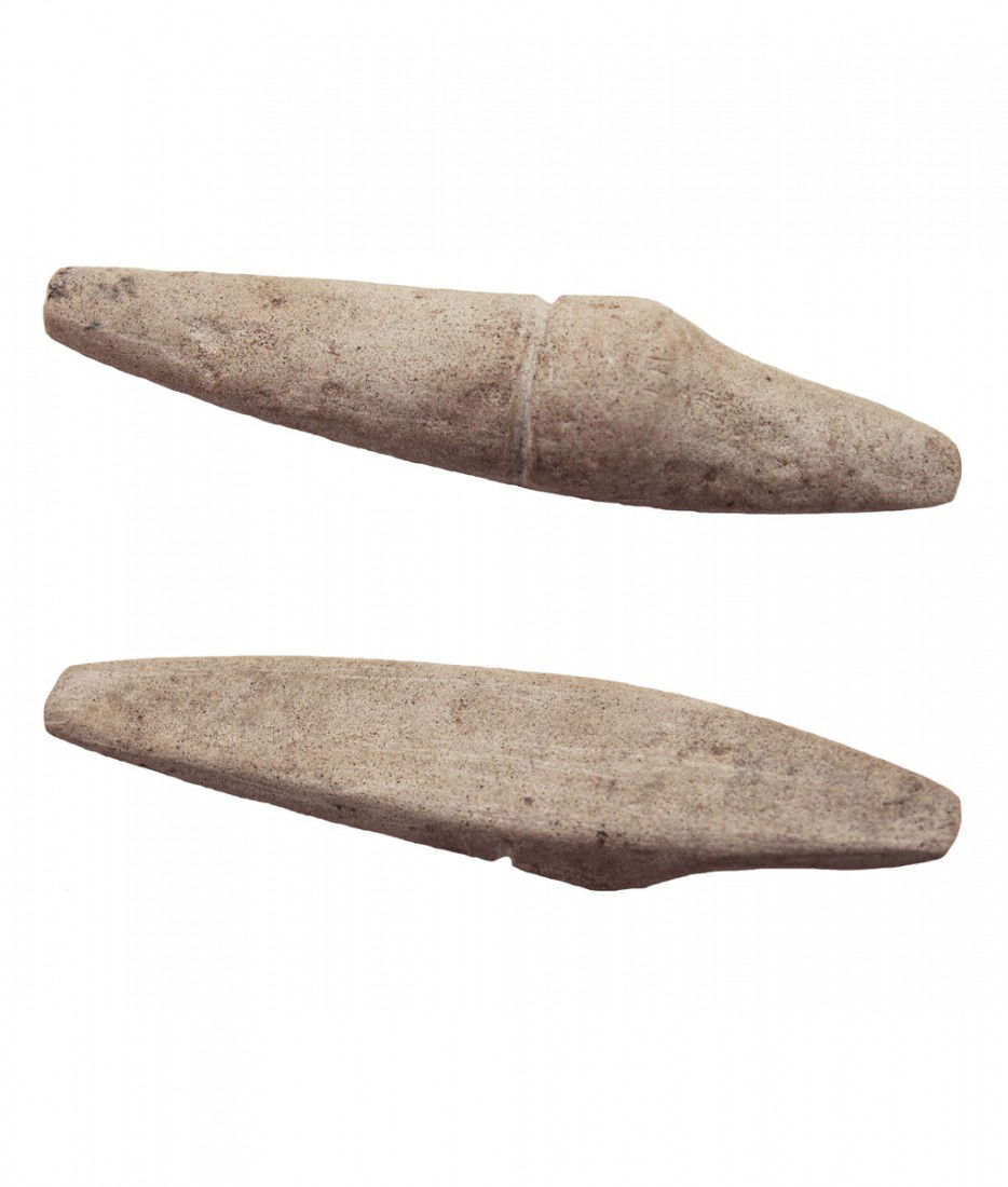 4 7/16" Lizard Effigy. TN. Pict. Davis G9 Paper: 4 7/16" Lizard Effigy. Devils Playground Site. Pictured in Ornamental Indian Artifacts. Davis G9 Paper