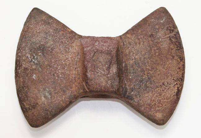 4 7/8" Wisconsin Wing Bannerstone Preform. Davis: 4 7/8" Wisconsin Wing Bannerstone Preform. Dade Co, MO. Broken, glued. Old Floyd Ritter piece. You hardly ever see a Wisconsin Wing Bannerstone of any type for sale. Davis Paper