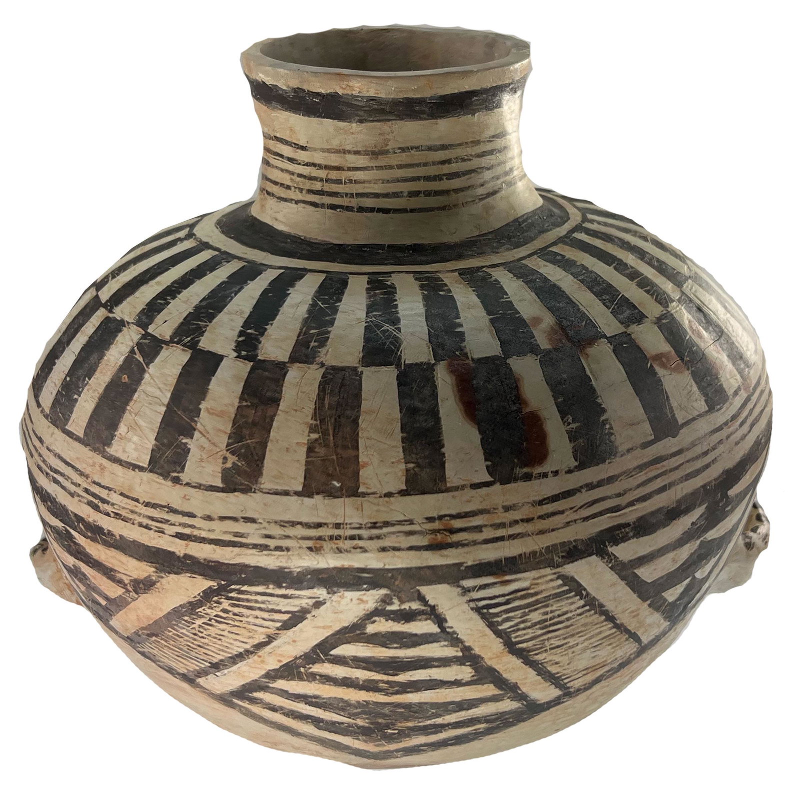 8 1/2" Mesa Verde Black on White Canteen.  AZ.  Professionally restored (bowl has good ring). (1 of 4)