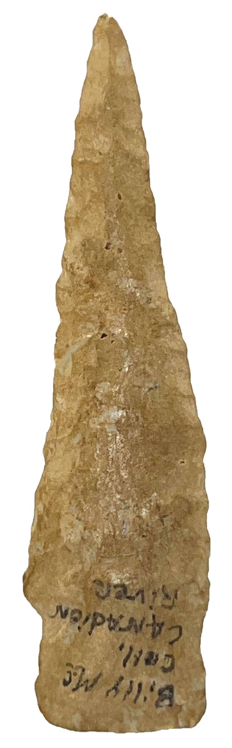 3 3/16" Scottsbluff. Motley & Perino COAs. Muskogee Co, OK. McLemore: 3 3/16" Scottsbluff. Muskogee Co, OK. Ex-Billy McLemore. Found by James Brunner (#74). Good condition. Motley and Perino COAs