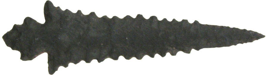 2 5/16" Serrated Hayes. Museum Quality.Partain COA: Large 2 5/16" Serrated Hayes. Riley Site in Pike Co, AR. Museum Quality. Very thin, serrated with "Cricket" base. Black (or very dark green) Kiamichi. Museum quality. Will be pictured in "Partain Reli