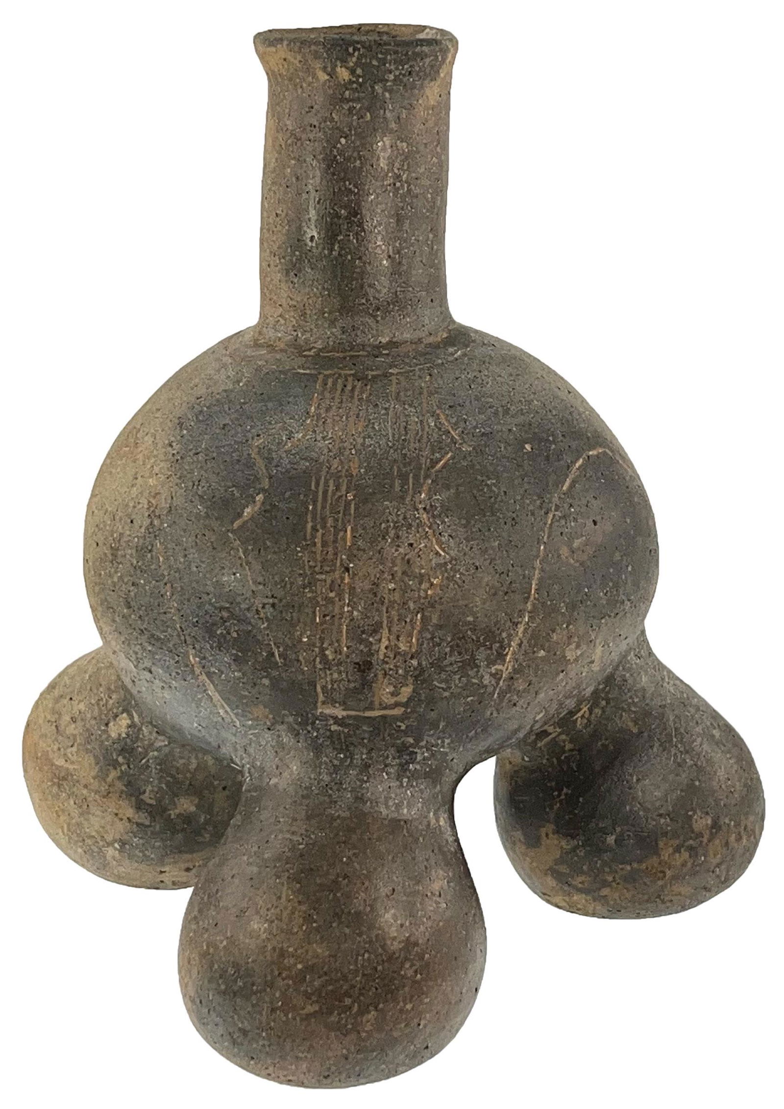 9" Engraved Tripod Waterbottle. Poinsett Co, AR (Marked Tree). Excellent symmetry. (1 of 8)