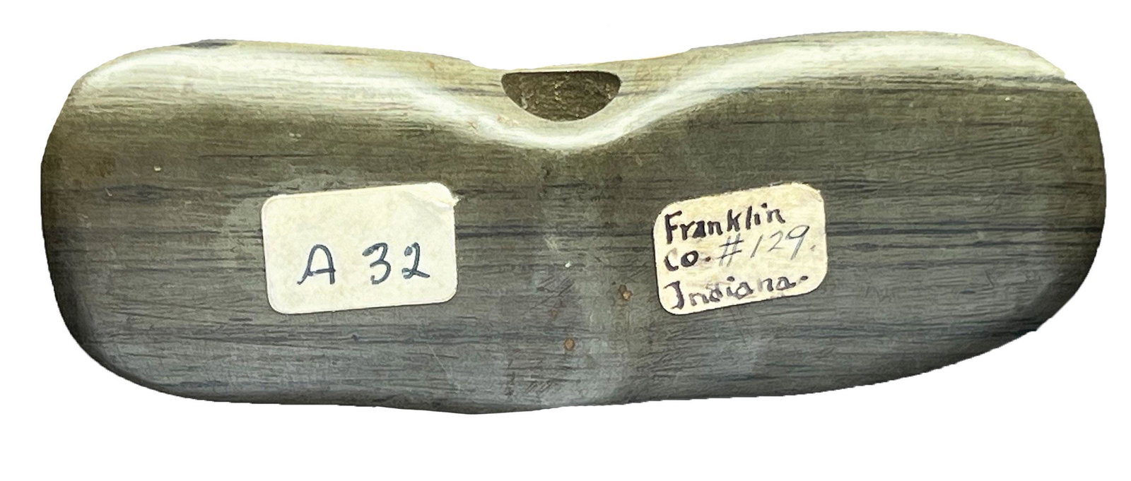 4 1/4" Winged Bannerstone. Franklin Co, IN. Nice old Claude Stone Banner. Has been buffed: 4 1/4" Winged Bannerstone. Franklin Co, IN. Nice old Claude Stone Banner. Has been buffed, selling "as-is"