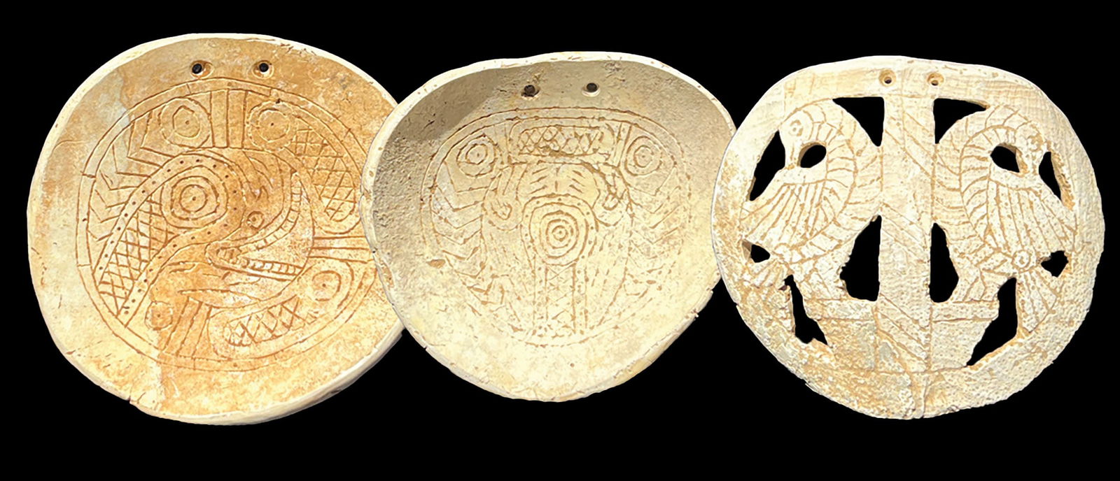 3 1/4" to 3 1/2" Engraved Shell Gorgets.  Modern. (1 of 1)