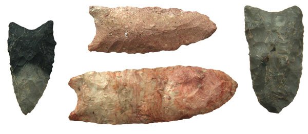 Group of 4 nice Paleo points. IN. Townsend: Group of 4 nice Paleo points. IN. Largest might have a little rechipping. Straight from Earl Townsend's collection