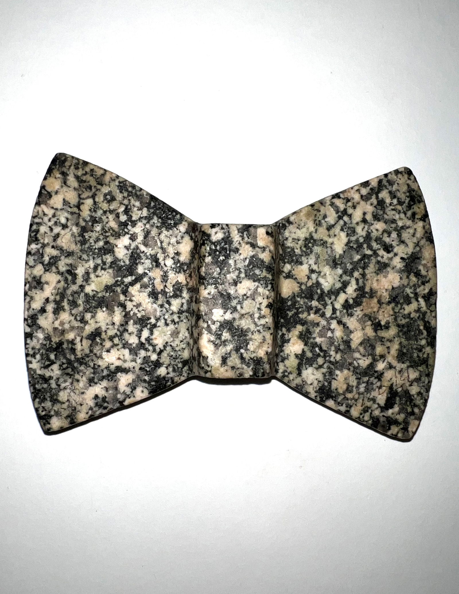 5" Wisconsin Winged Bannerstone.  COA.  Ex-Burton/Teubner Estate. (1 of 3)