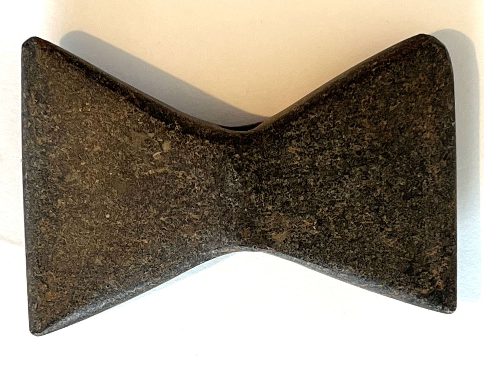 4 1/2" Bow Tie Bannerstone.  Ex-Burton/Teubner Estate. (1 of 2)