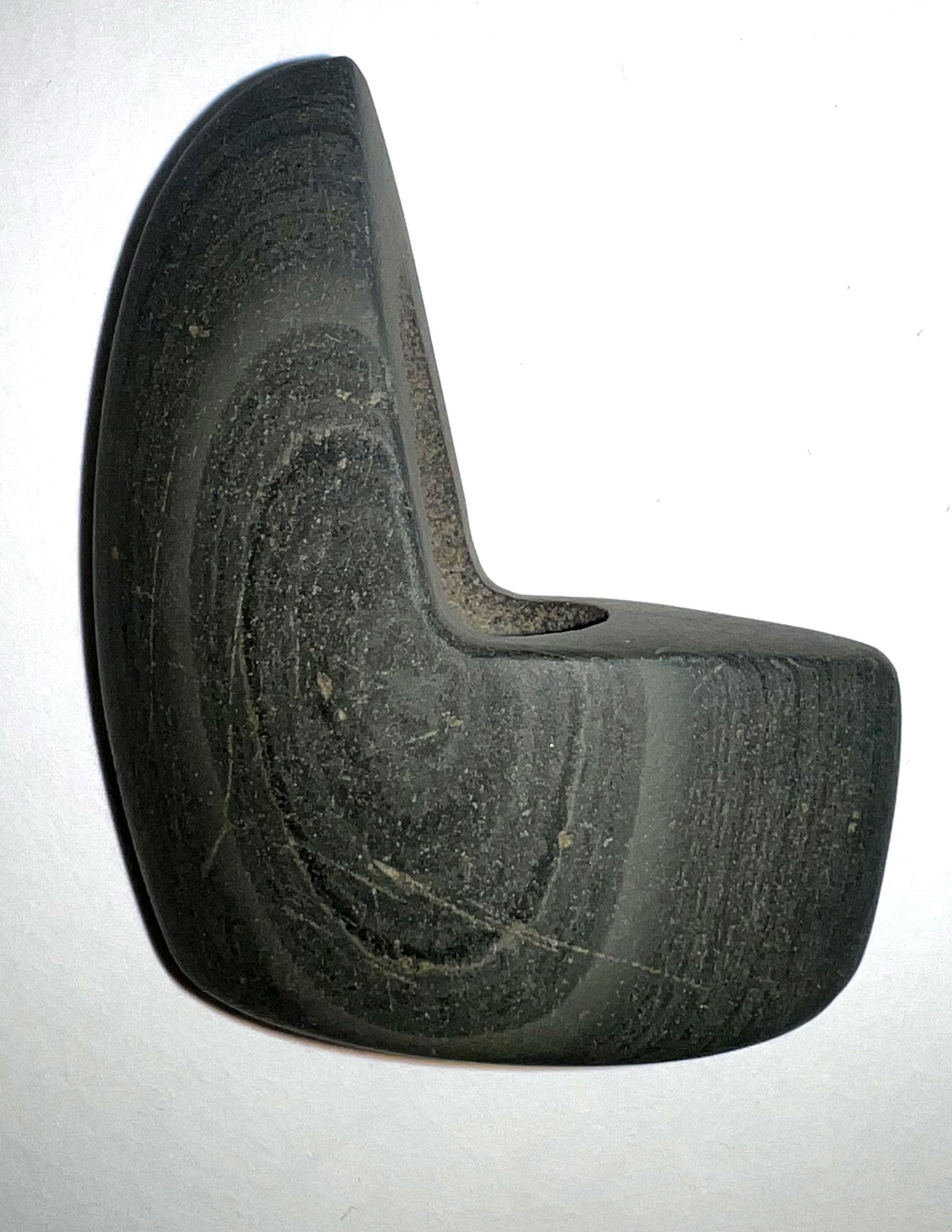 2 3/4" Geniculate Bannerstone.  Ex-Burton/Teubner Estate. (1 of 3)