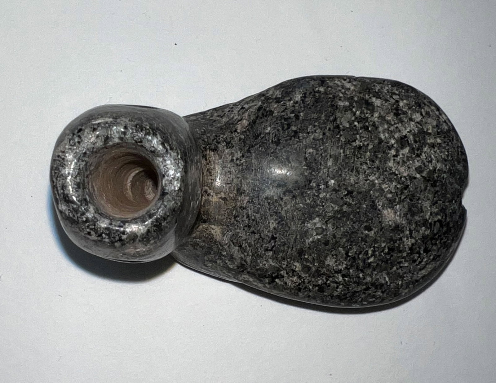 3" Goose Effigy Pipe. TN. Ex-Burton/Teubner Estate.: 3" Goose Effigy Pipe. TN. Neat little effigy of goose craning its head back. Very fine condition. Well patinated Steatite. Mississippian style Pipe. Ex-Burton/Teubner Estate.