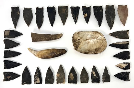 31 Nice Tennessee Artifacts.  (1 1/4”-2 1/8”). Ex Kevin Pipes.