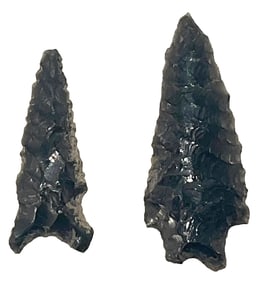 2 Hanna Points. Made of Obsidian. Wyoming. Ex Terry Allen. Motley COA.