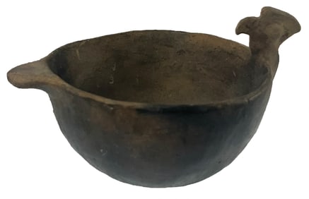 8 1/2" W. Woodpecker Effigy Bowl. Ex Kent Strange, Roy Hathcock.