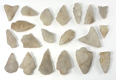 20 Quartz Points (1' to 2 1/4"). Georgia. Ex Noel Swanson.
