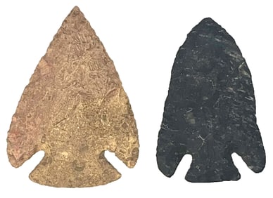 2 Deep Notch Points. "Selling as is". Longest is 3 3/4". Ex Wally Zollman.