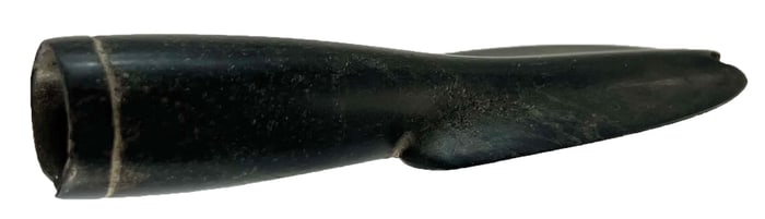 4 3/4” Obtuse Angle Platform Pipe. Virginia. Chlorite. Ex Stroud and Wolf.