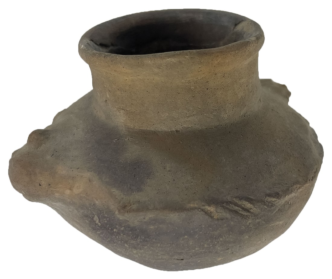 3 1/2” Miniature Fish Pot. (DL5) Restored. TN. Ex M. Hatchie and Lloyd Cash. (1 of 7)