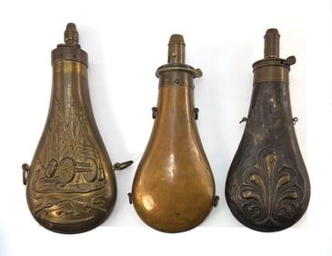 3 Powder Horns. 8” to 8 3/4”. Ex Wally Zollman