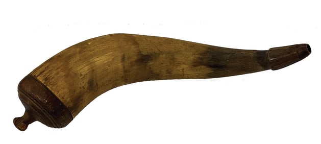 12” Powder Horn. Ex Wally Zollman.