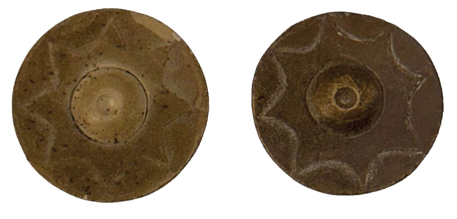 Matching Pair of Caddo Ear Spools with Sun Motif. Foster Style. Minor Restoration. (1 of 6)