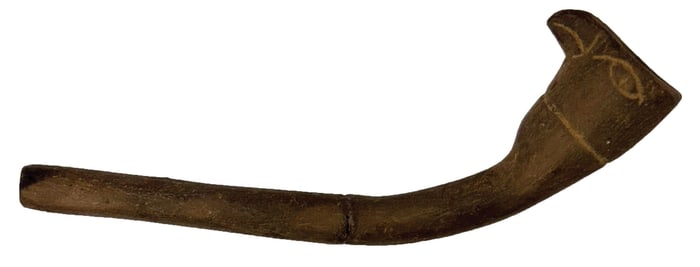 6 3/4" Bird Effigy Iroquois Pipe, New York. Ex Noakes. Glued at center of Stem.