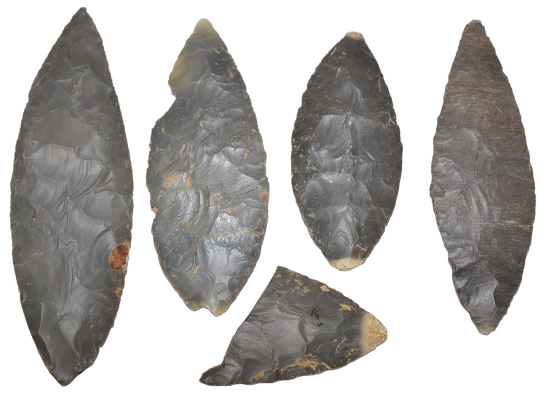 Cache of 4 Adena Blades and 1 piece (2 5/8”-5 3/8”). Hornstone. Ex Mike Spears. Rogers (1 of 3)