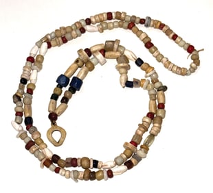 39 1/4" Pre-Columbian Florida Trade Necklace. Who's Who 11. Ex Monty Tallout.