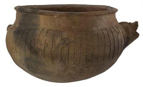 7 3/4" Engraved Bear Effigy Pottery Bowl. Bradley Site. Solid. Rare Example
