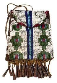 5 5/8" Beaded Strike a Light Bag. Ex Kyle Metcalf.