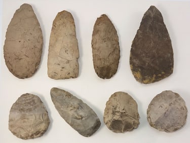 Group of 8 Cache Blades. 2 1/4" to 4 9/16". Missouri. Part of a 65 piece cache. Ex Doug Watkins.