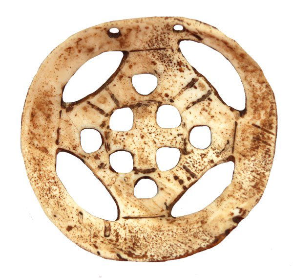 3 1/4” Fenstrated Shell Gorget. TN. Ex-Dan Stroud: 359. 3 1/4” Fenstrated Shell Gorget. TN. Ex-Dan Stroud