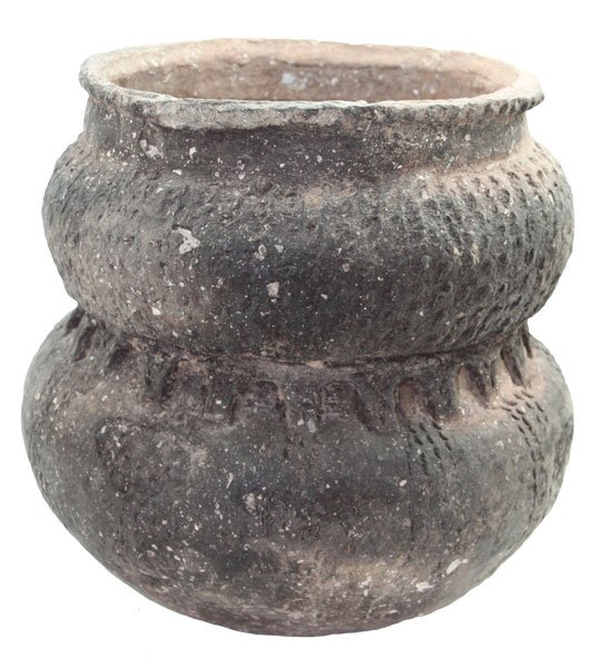 147. 6 1/2” H. Compound Jar. TN. Ex-Kevin Pipes,: 147. 6 1/2” H. Compound Jar. TN. Ex-Kevin Pipes. John DeLime. Some gluing, little or no rst. Rare, with southern shell tempering