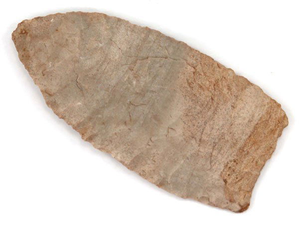 269. 3 1/2” Red Ochre Blade. Potter, KS. Davis G7: 269. 3 1/2” Red Ochre Blade. Potter, KS. Godbey. Davis G7 COA
