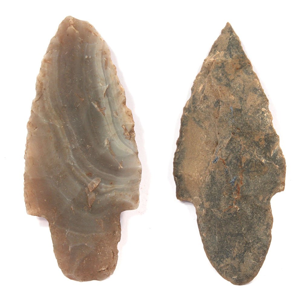 Two Woodland points.  Both 3".  Thin, square base Adena (1 of 2)