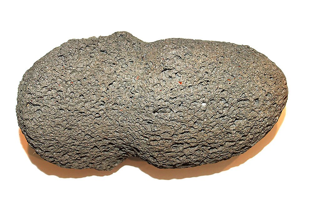10" Volcanic Stone Effigy. Hawaii. Ex-Dr. Earl: 10" Volcanic Stone Effigy. Hawaii. Ex-Dr. Earl Riddick