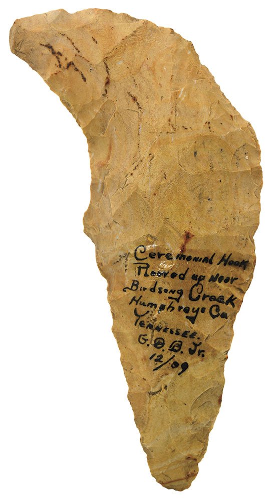 5 7/8" Talon Hook Effigy.  Humphreys Co, TN.  Found in (1 of 4)