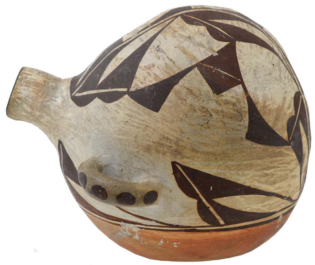 7" D. Acoma Canteen.  NM.  Older example.  Ex-Tom Davis (1 of 5)