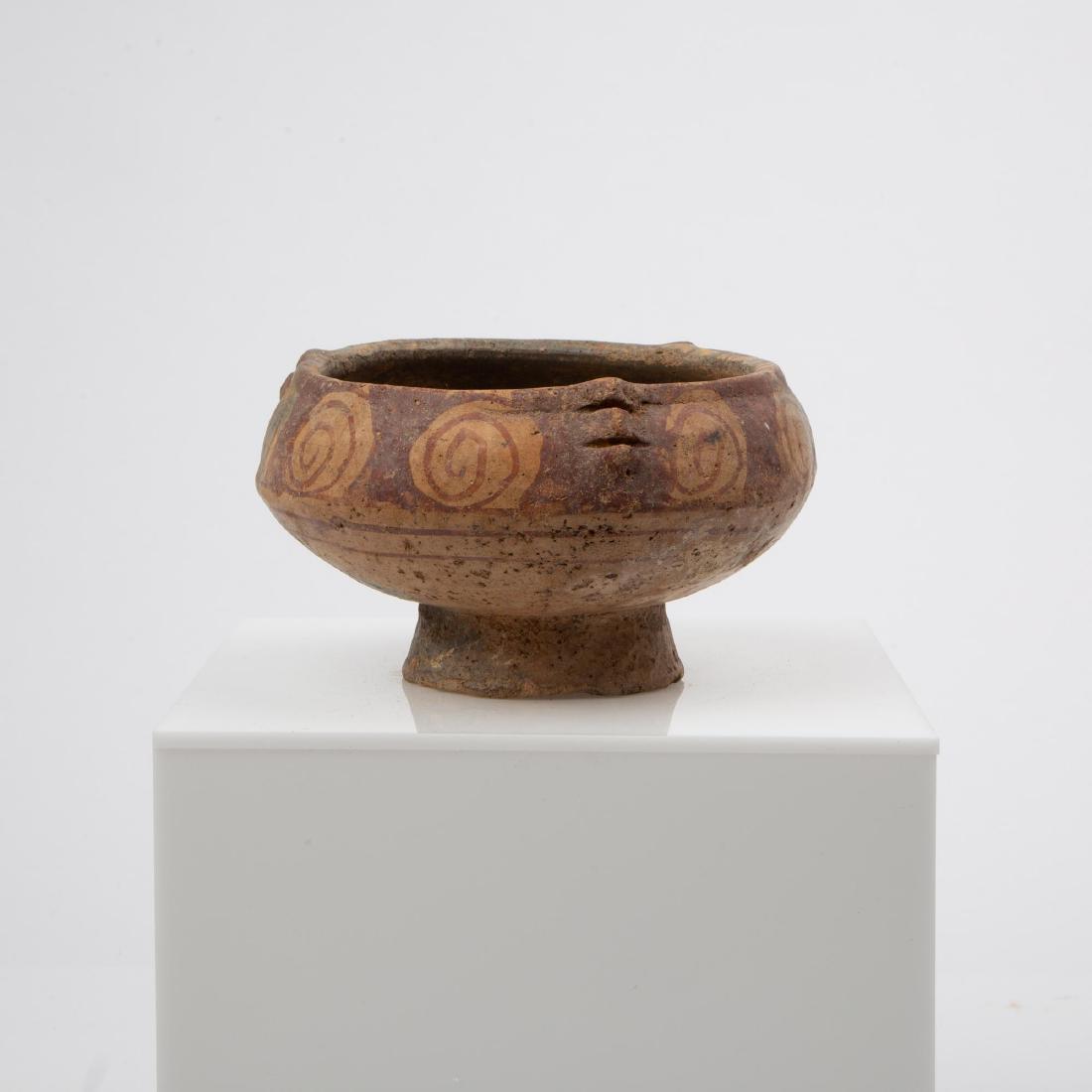 A MUISCA CULTURE PEDESTAL BOWL (1 of 10)