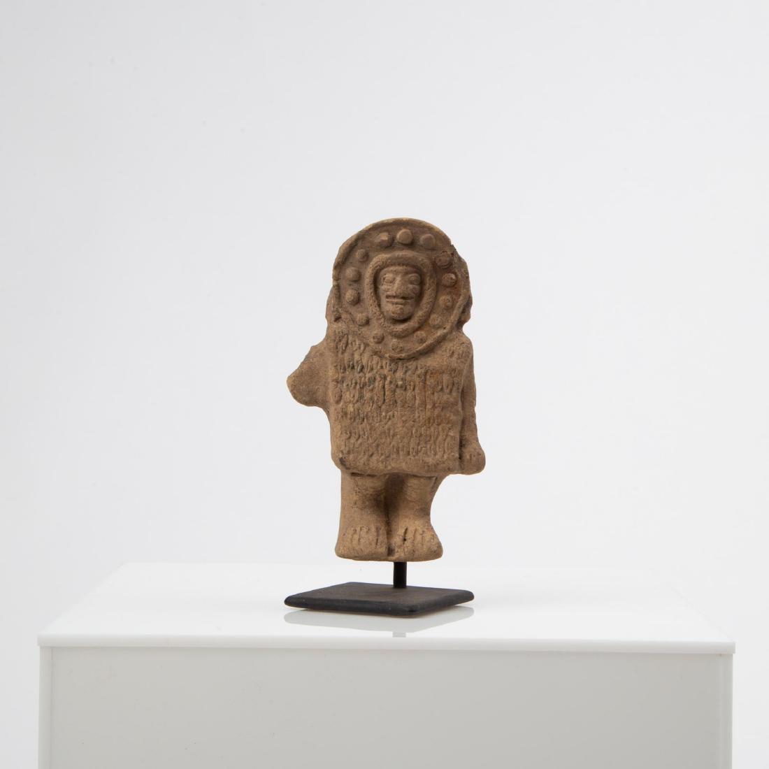 A PRE-COLUMBIAN TUMACO DEITY POTTERY FIGURE (1 of 13)