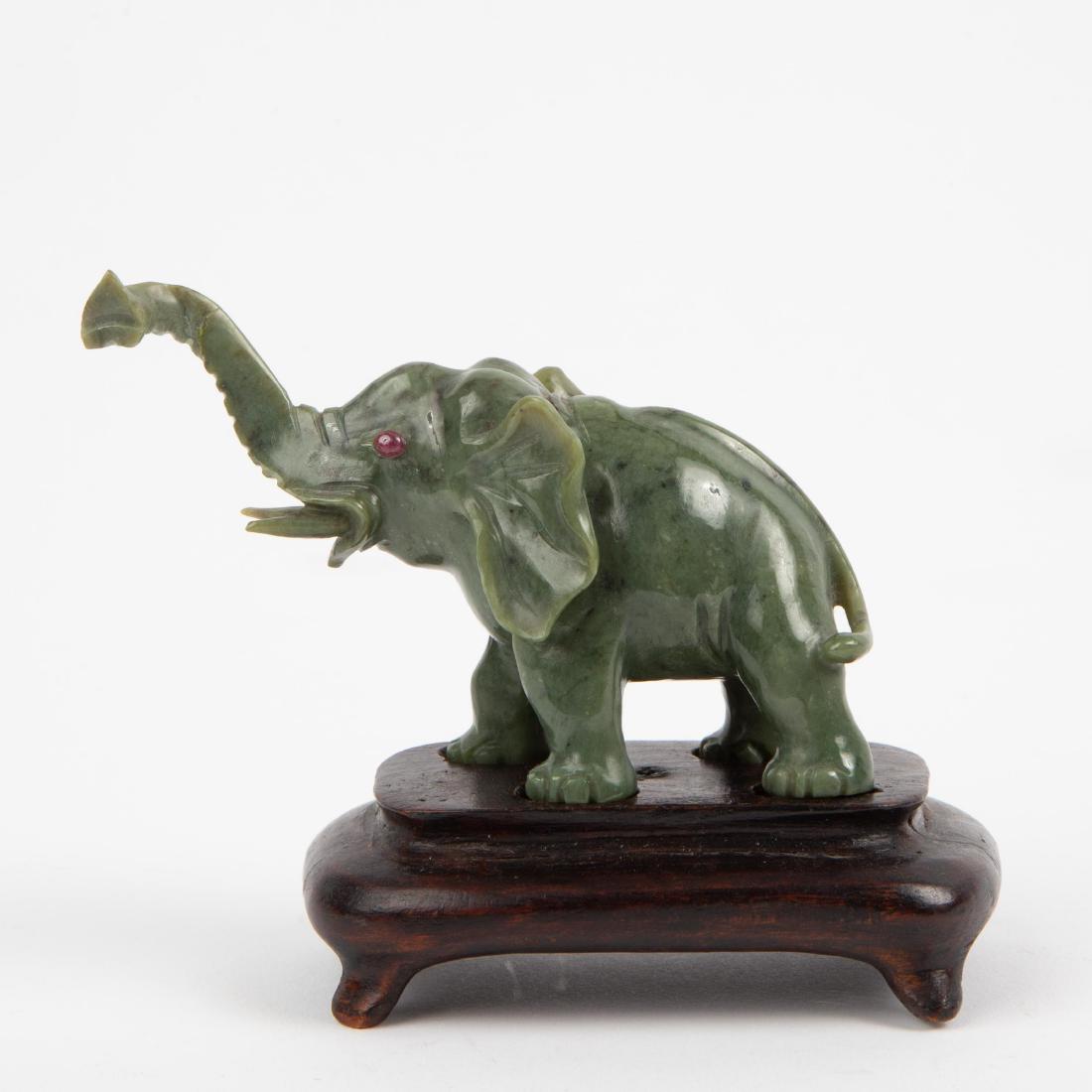 Chinese Carved Spinach Nephrite Jade Elephant with Ruby Jul 12, 2019