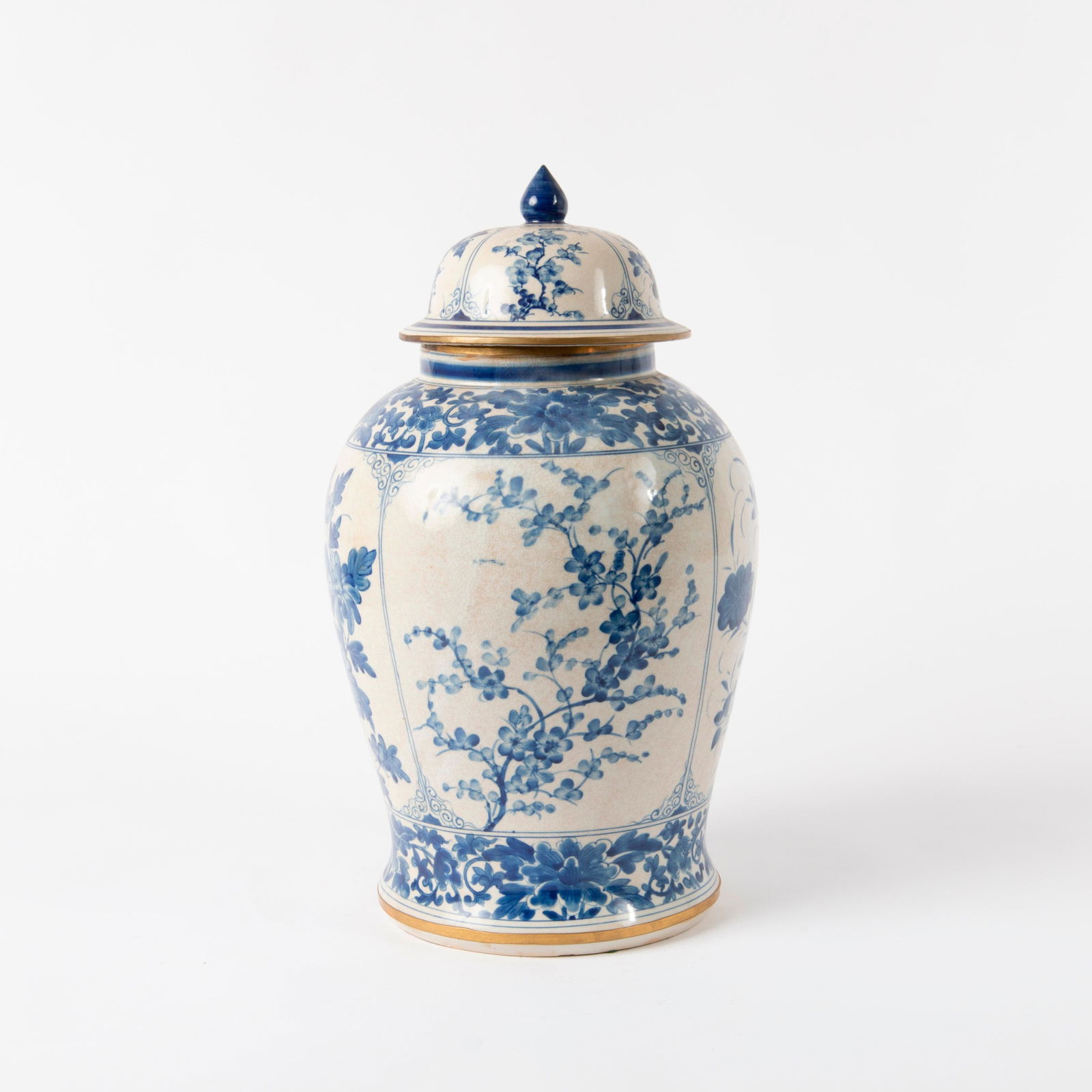 Blue and White Lidded Jar, Shunzhi Mark (1 of 8)