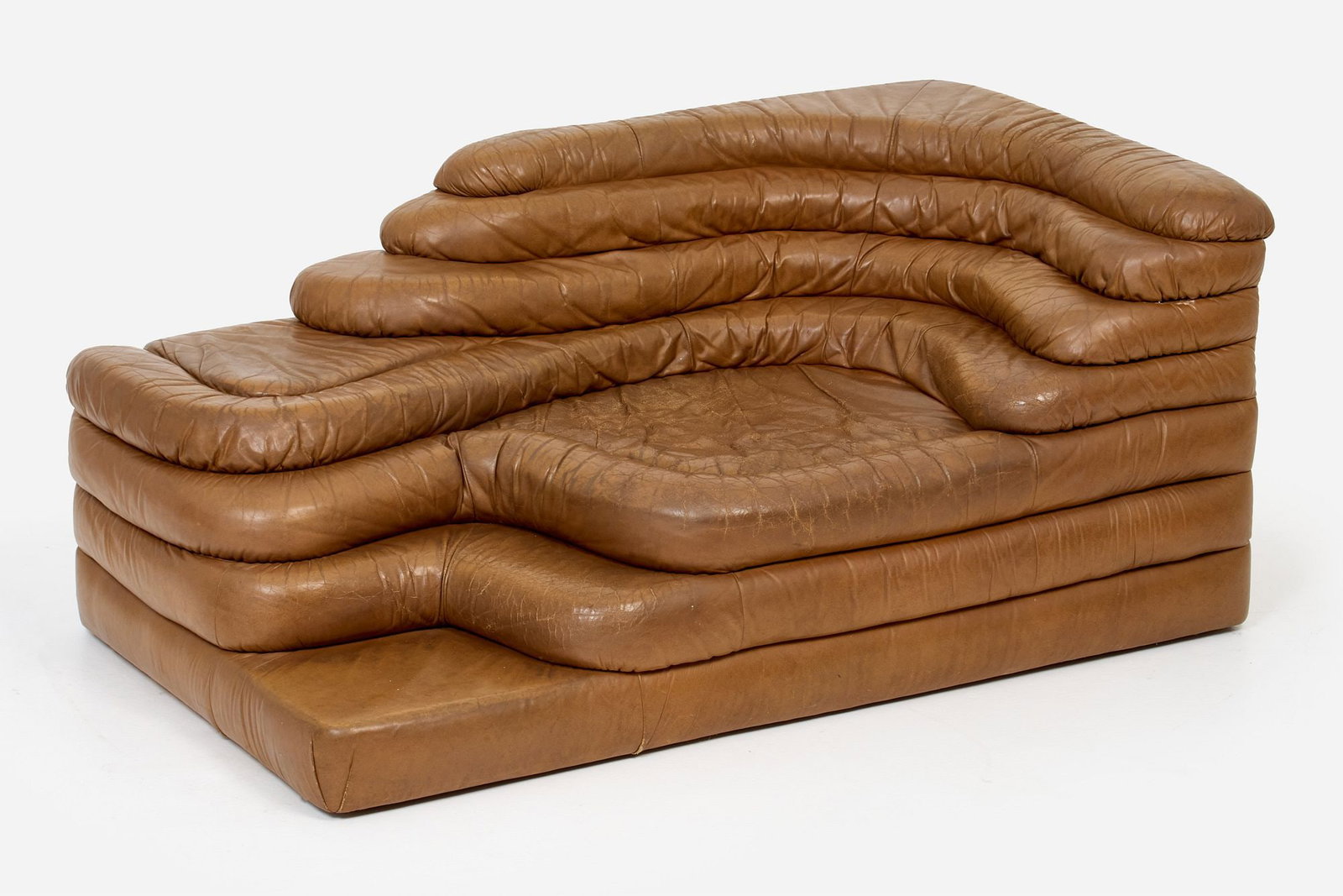 Ubald Klug for De Sede Terrazza Sofa (ca. 1973): Ubald Klug DS-1025 Terrazza sofa, de Sede (Switzerland) Circa 1973 Leather over wood and foam 27" x 60" x 34" Bears the label of Stendig, the American distributor for de Se